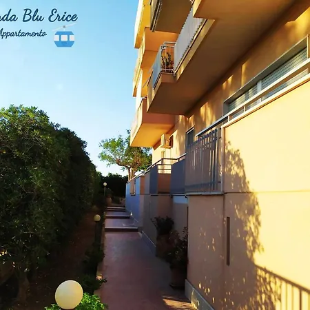 Apartment L'onda Blu *